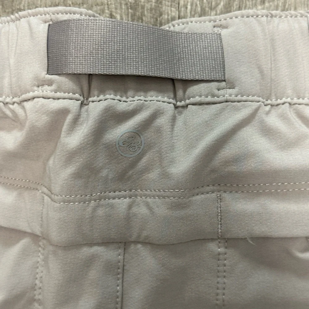 Women’s Eddie Bauer 10 Medium Joggers ClimaTrail Pants Sweats Beige Pockets NWT - Picture 9 of 14